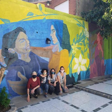 La Casa De Los Murales Avellaneda  Exterior photo